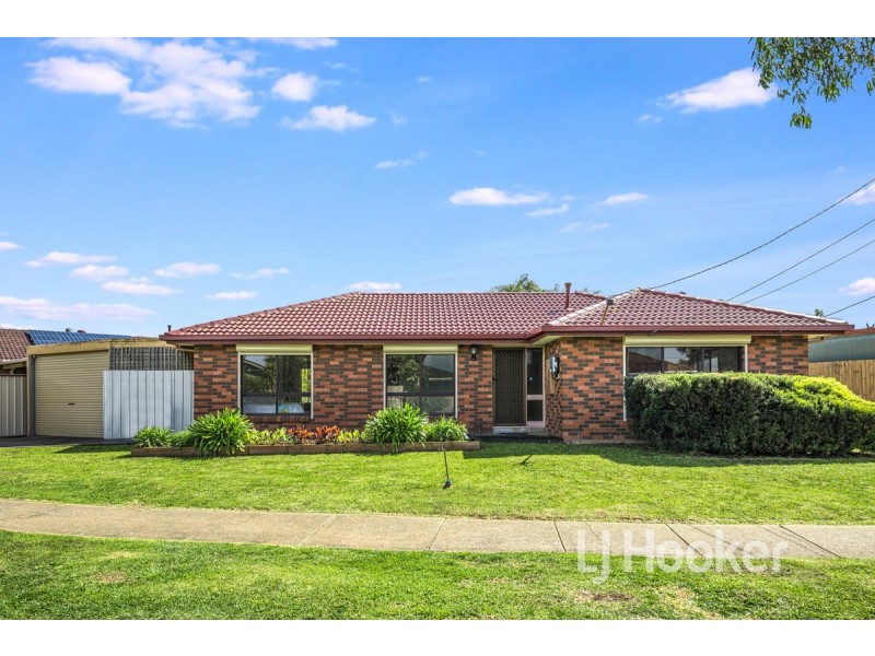 25 Tamarind Crescent, Werribee VIC 3030