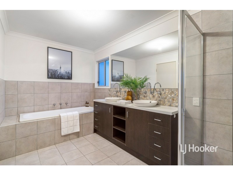 31 Monte Carlo Drive, Point Cook VIC 3030