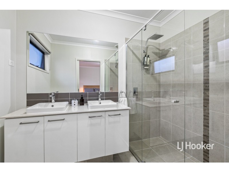 15 Parliament Street, Point Cook VIC 3030