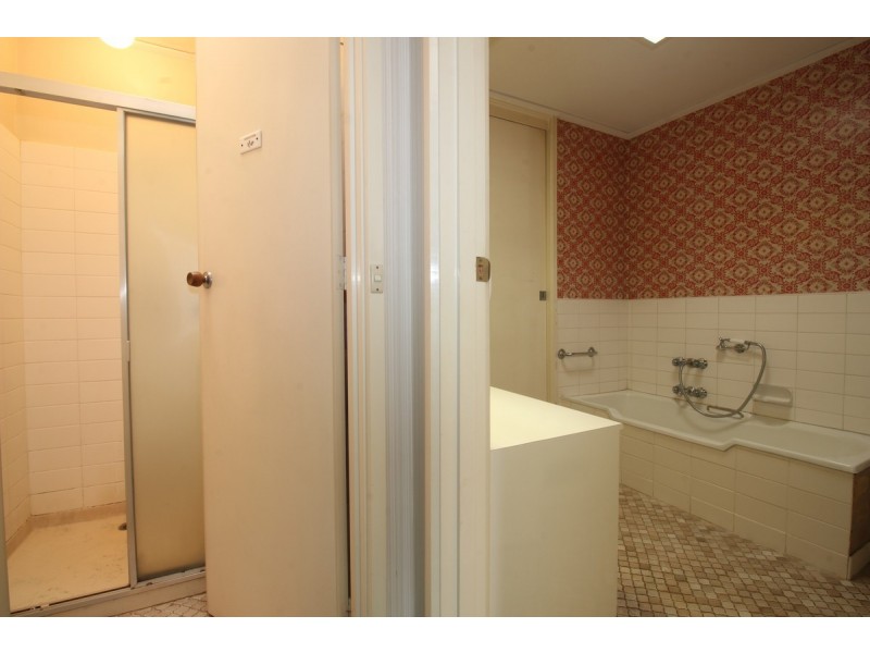 2/18 Seymour Road, Elsternwick VIC 3185