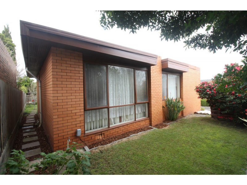 2/18 Seymour Road, Elsternwick VIC 3185