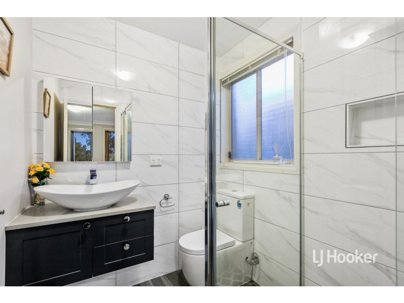 14 Caldicott Crescent, Point Cook VIC 3030