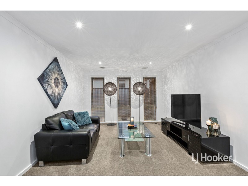 23 Aruba Avenue, Point Cook VIC 3030