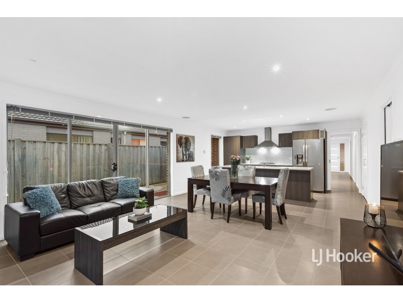 23 Aruba Avenue, Point Cook VIC 3030