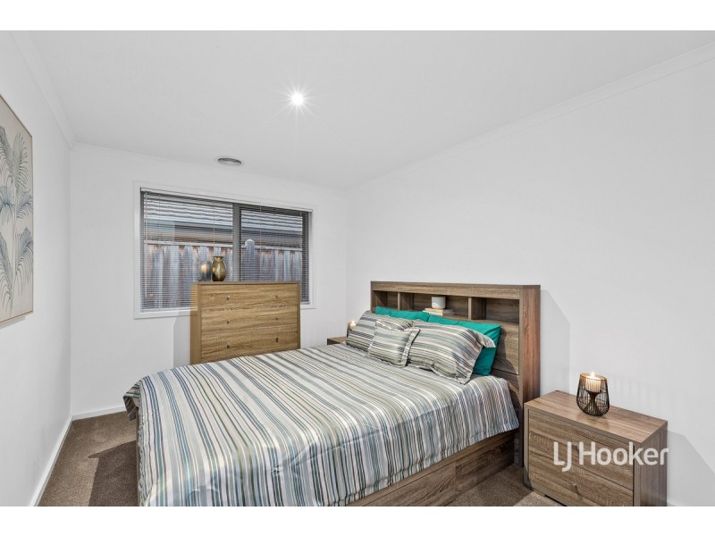 23 Aruba Avenue, Point Cook VIC 3030