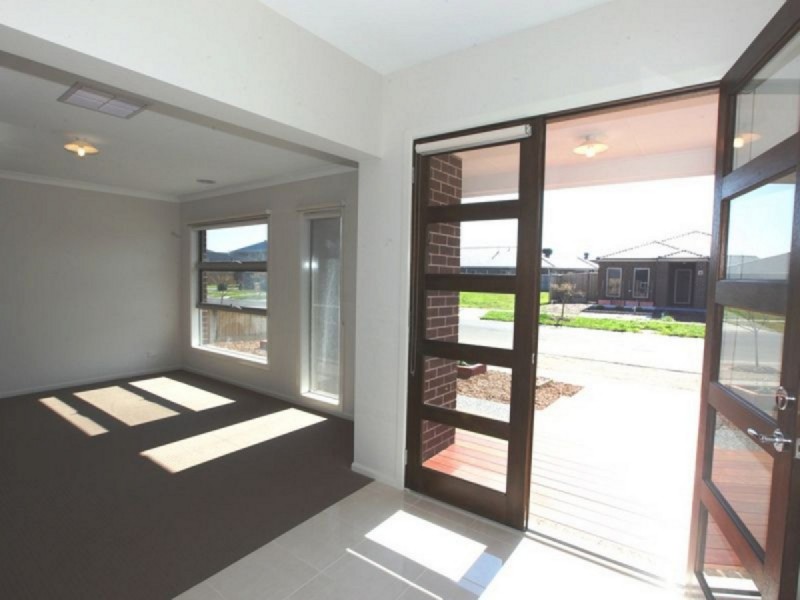 20 Capital Way, Point Cook VIC 3030