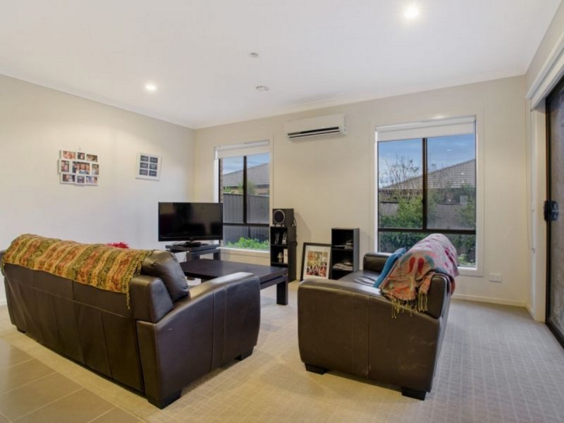 21 Luxford Drive, Point Cook VIC 3030