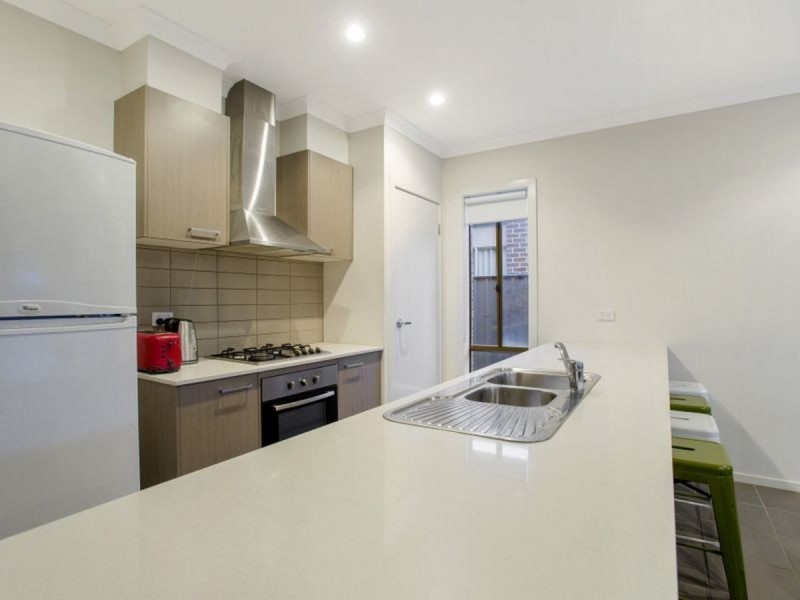 21 Luxford Drive, Point Cook VIC 3030