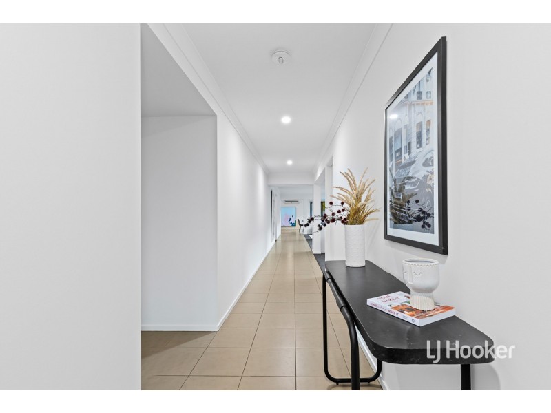 29 Fairbridge Road, Point Cook VIC 3030