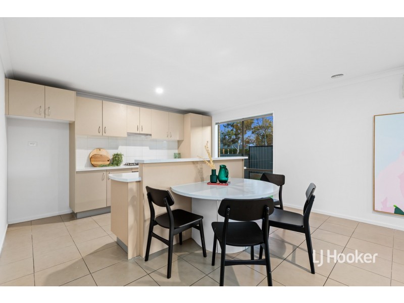 29 Fairbridge Road, Point Cook VIC 3030