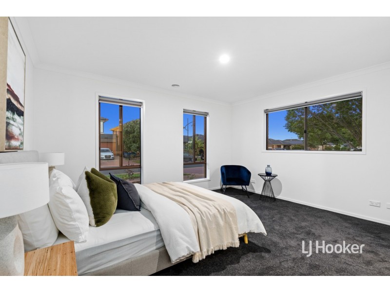 29 Fairbridge Road, Point Cook VIC 3030