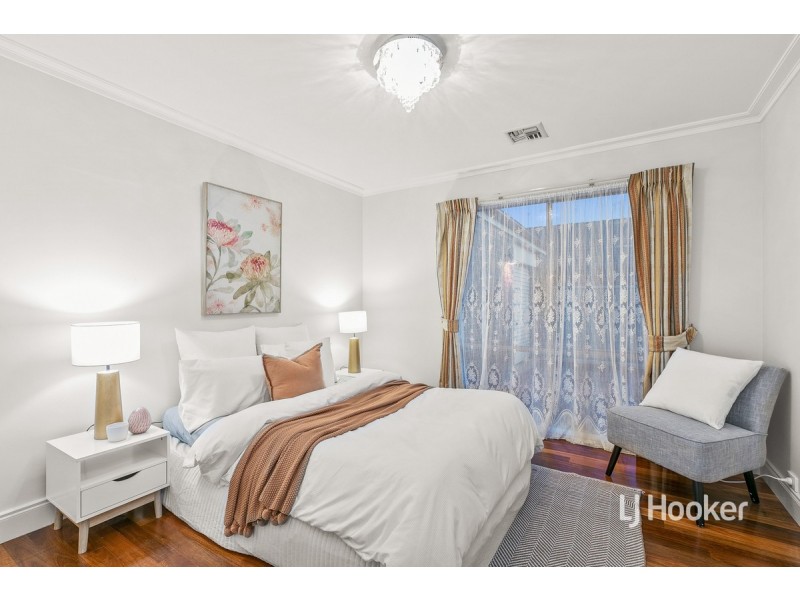 6 Seaeagle Avenue, Point Cook VIC 3030