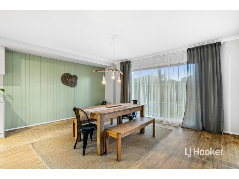 20 Grosset Way, Point Cook VIC 3030