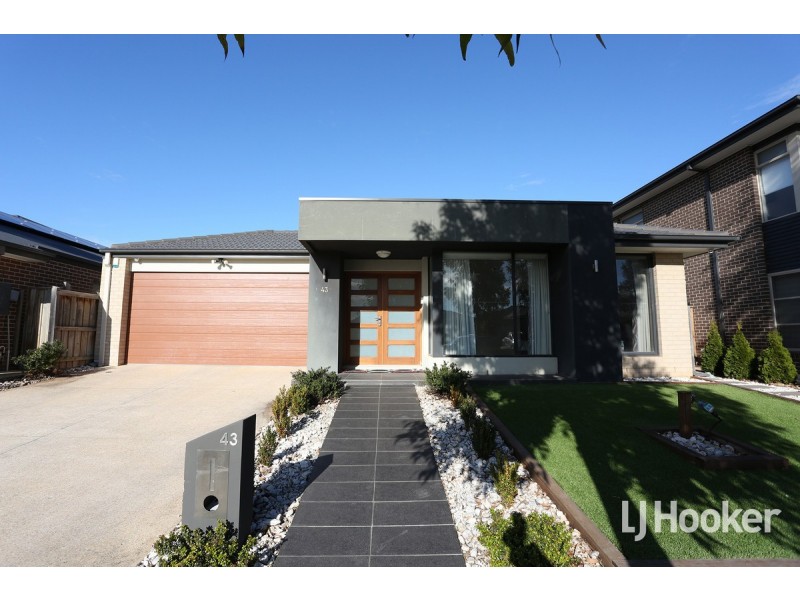 43 Hargrave Avenue, Point Cook VIC 3030