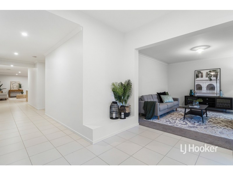 2 Orpheus Street, Point Cook VIC 3030