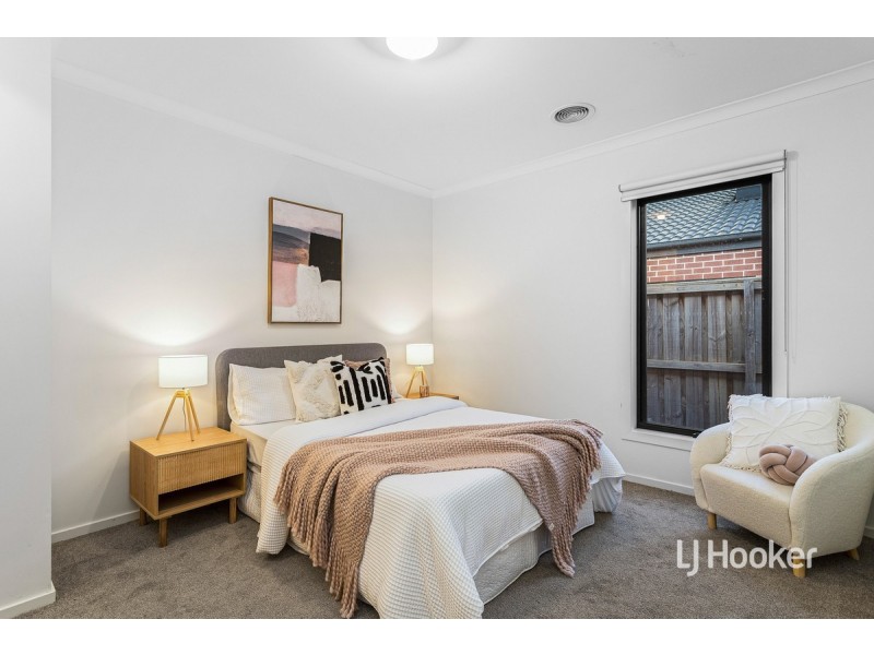 2 Orpheus Street, Point Cook VIC 3030
