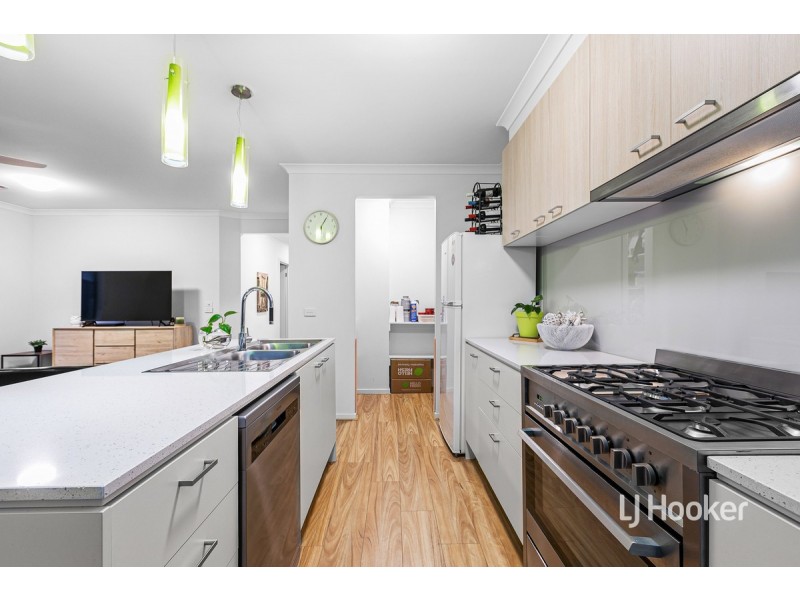 40 Devoe Road, Point Cook VIC 3030