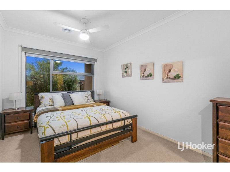 40 Devoe Road, Point Cook VIC 3030