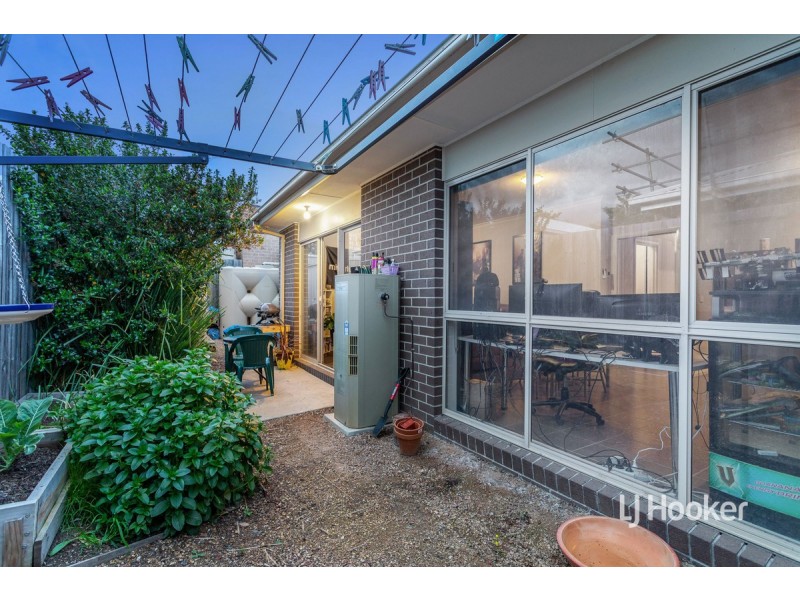 12/42 Mitchells Lane, Sunbury VIC 3429