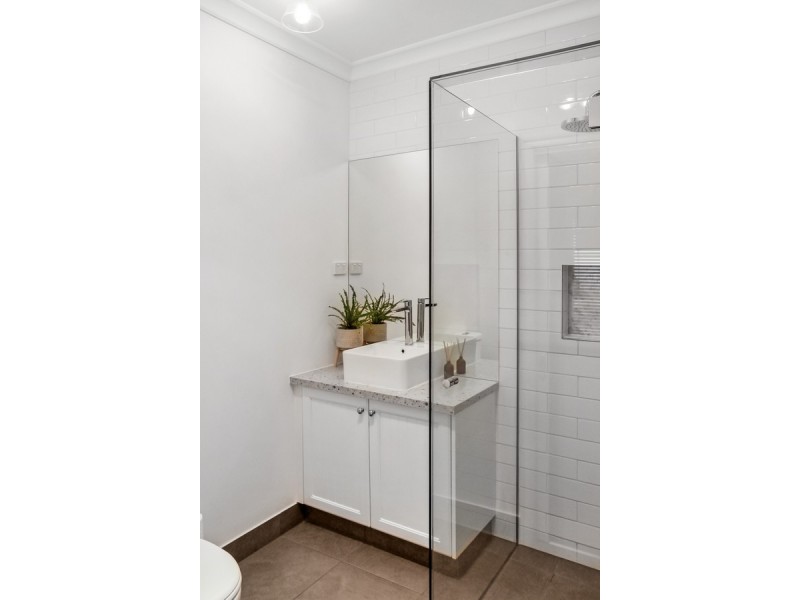 6 Sumner Crescent, Point Cook VIC 3030