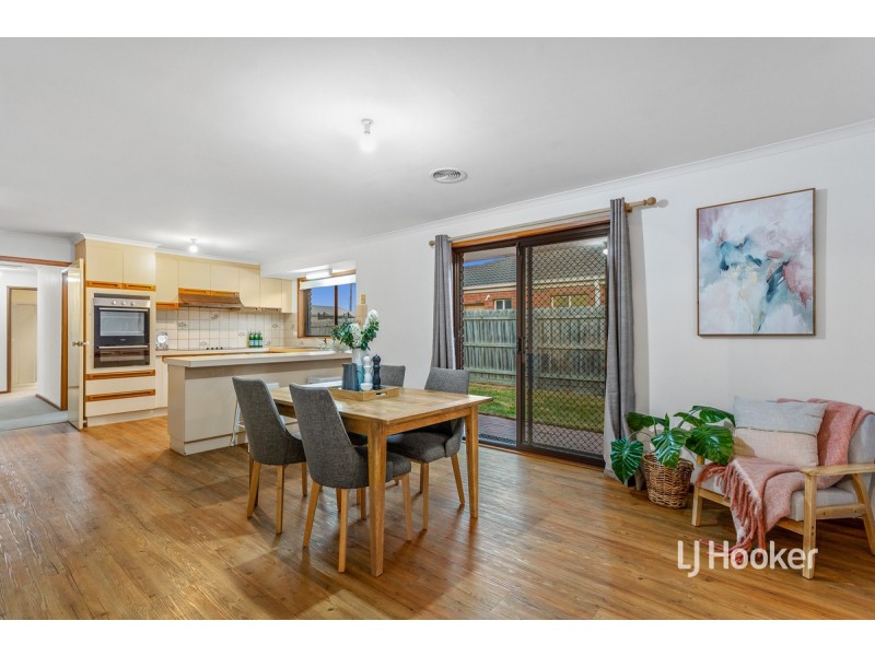 15 Creswell Court, Altona Meadows VIC 3028