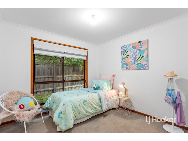 15 Creswell Court, Altona Meadows VIC 3028