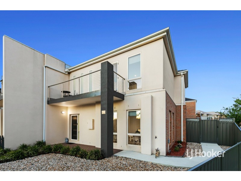 83A Central Park Avenue, Point Cook VIC 3030