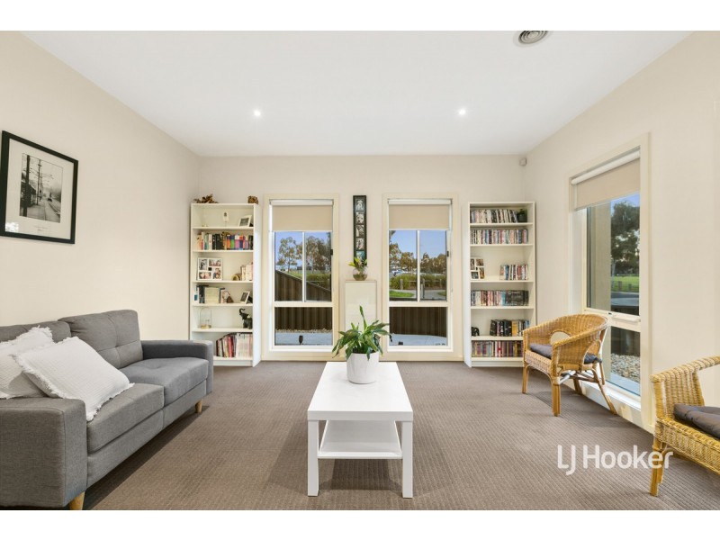 83A Central Park Avenue, Point Cook VIC 3030