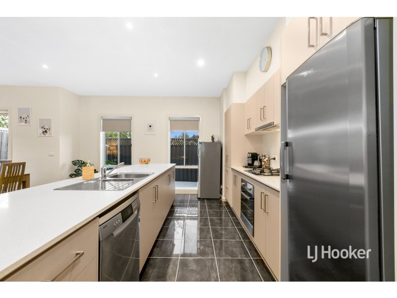 83A Central Park Avenue, Point Cook VIC 3030