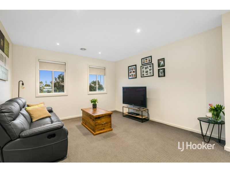 83A Central Park Avenue, Point Cook VIC 3030