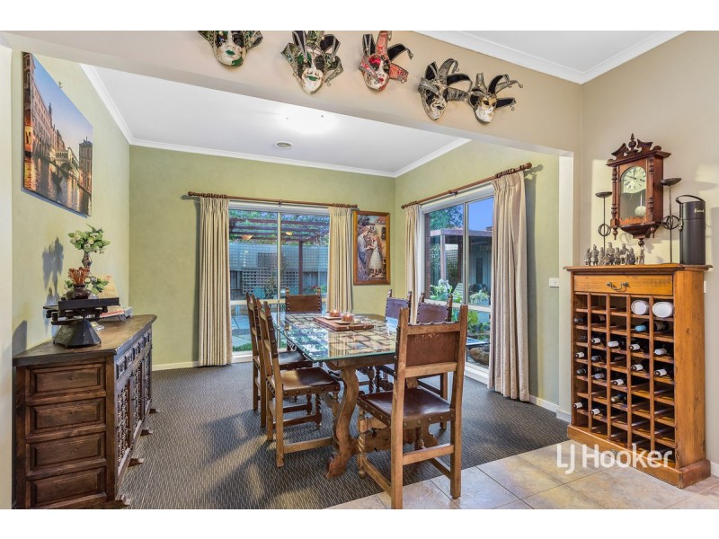 11 Wakefield Court, Point Cook VIC 3030