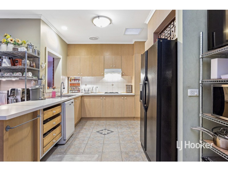 11 Wakefield Court, Point Cook VIC 3030