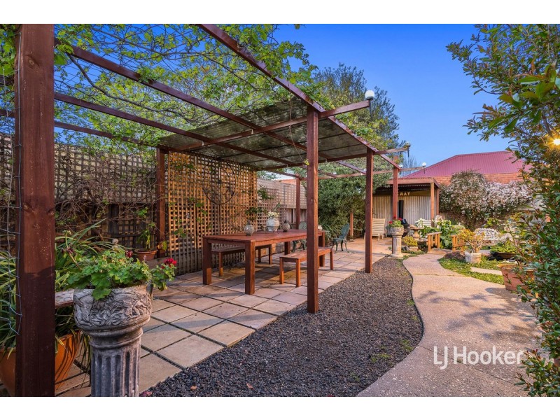 11 Wakefield Court, Point Cook VIC 3030