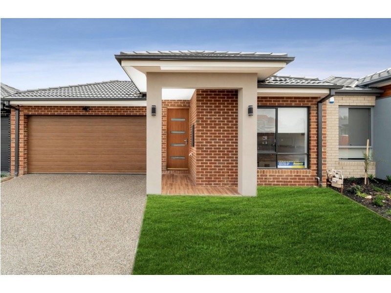 76 Surin Road, Tarneit VIC 3029