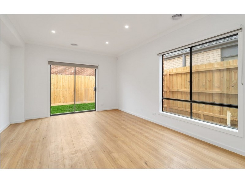 76 Surin Road, Tarneit VIC 3029