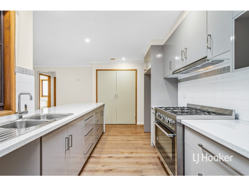 78 Canonbury Circle, Seabrook VIC 3028