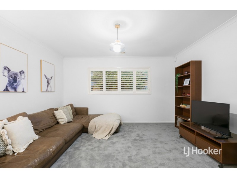 6 Saffron Place, Point Cook VIC 3030