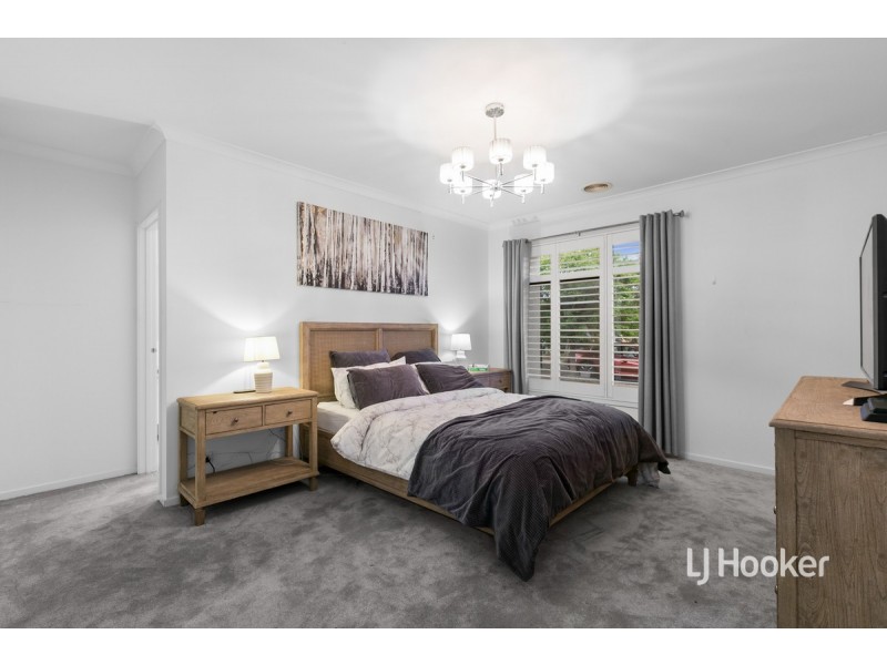 6 Saffron Place, Point Cook VIC 3030