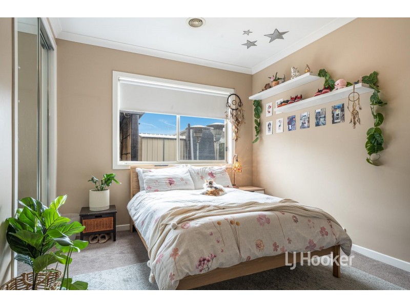 13 Vaughan Chase, Wyndham Vale VIC 3024