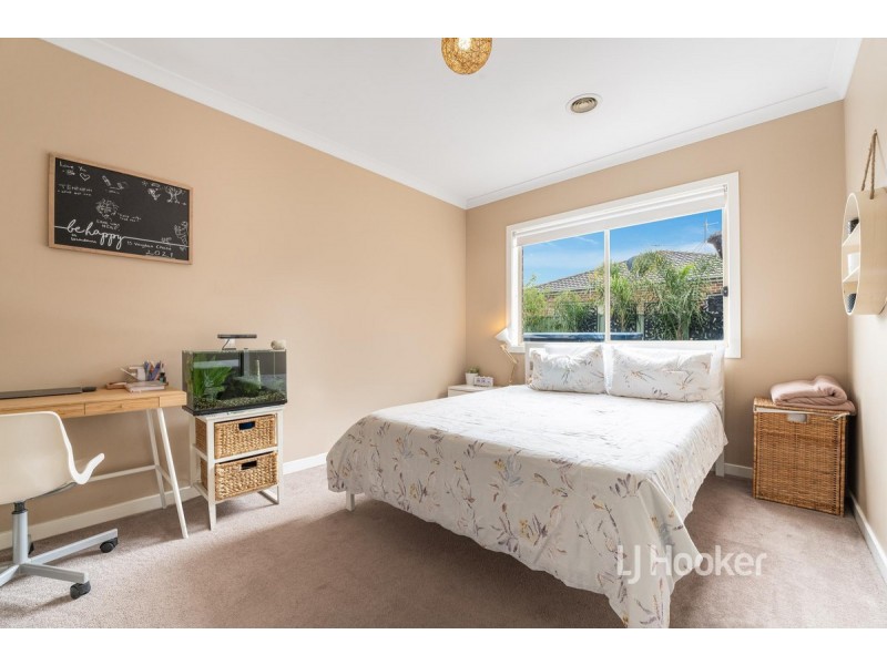 13 Vaughan Chase, Wyndham Vale VIC 3024