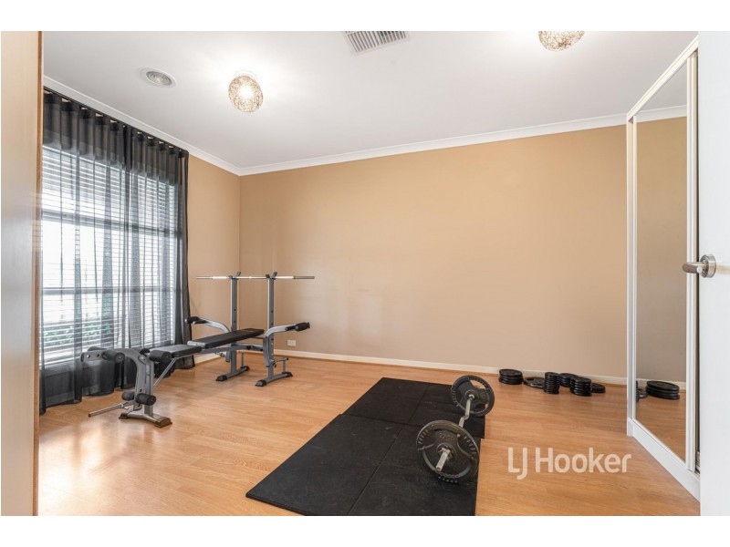 13 Vaughan Chase, Wyndham Vale VIC 3024