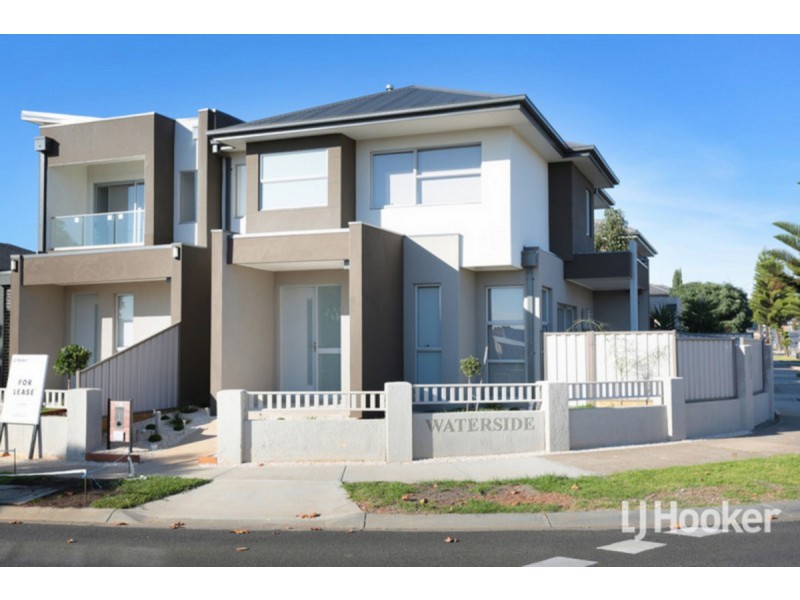 1/29 La Rochelle Boulevard,, Point Cook VIC 3030