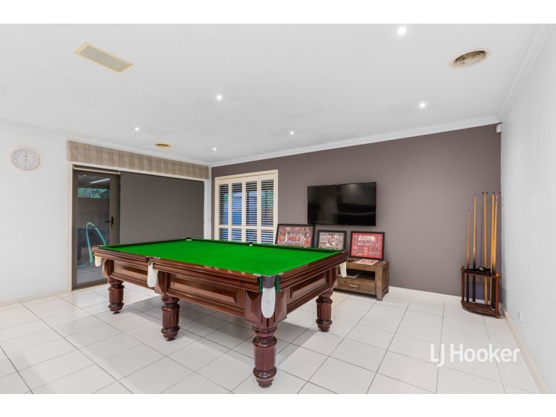 16 Lincolnheath Boulevard, Point Cook VIC 3030