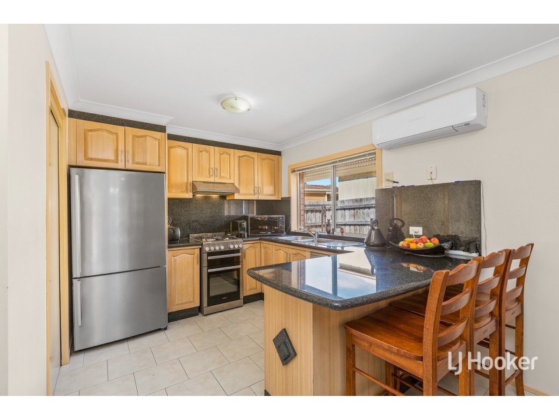 2/107 Seabrook Boulevard, Seabrook VIC 3028