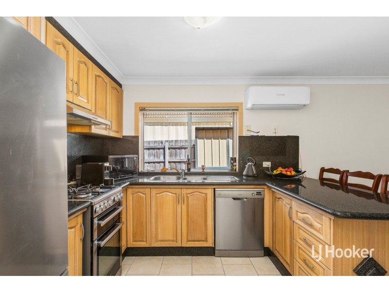 2/107 Seabrook Boulevard, Seabrook VIC 3028