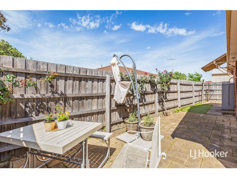 2/107 Seabrook Boulevard, Seabrook VIC 3028