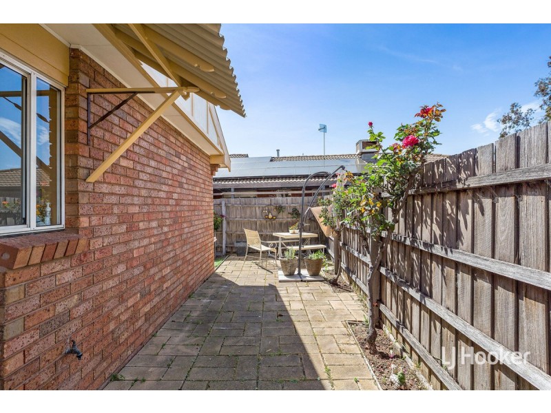 2/107 Seabrook Boulevard, Seabrook VIC 3028