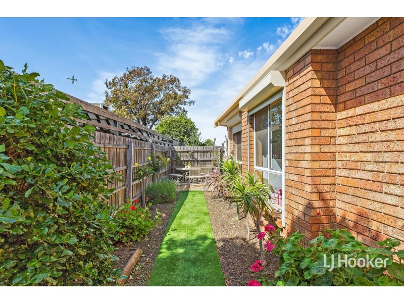 2/107 Seabrook Boulevard, Seabrook VIC 3028