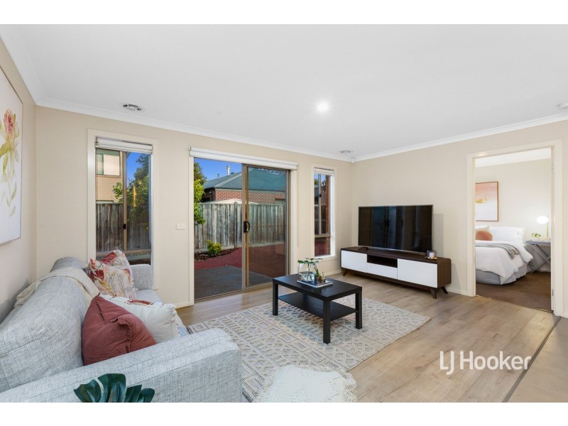 10 Peppers Avenue, Point Cook VIC 3030