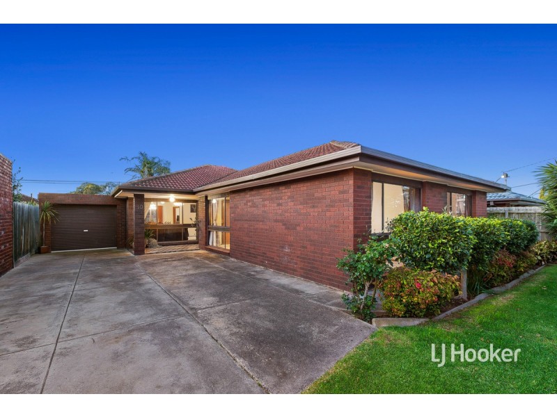 10 Hoddle Way, Altona Meadows VIC 3028